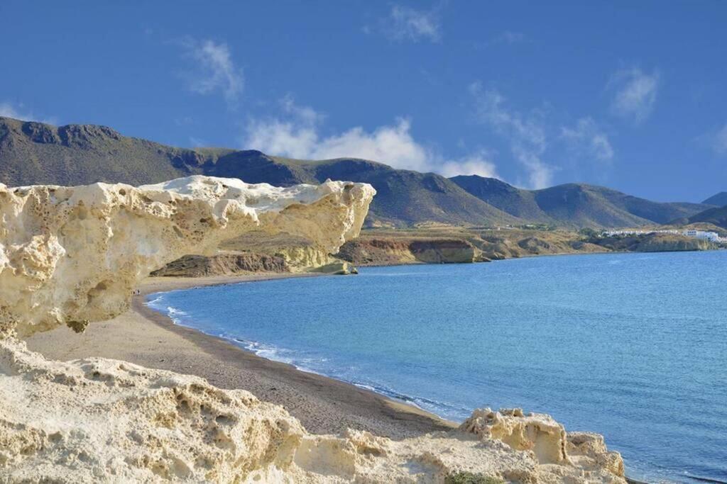 Atico Con Encanto En Cabo De Gata. A 100M De La Playa. การ์โบเนรัส ภายนอก รูปภาพ